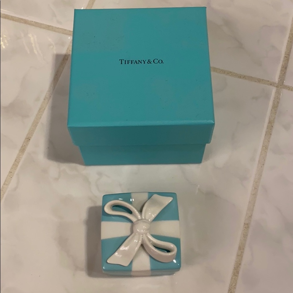 Tiffany authentic ring box holder